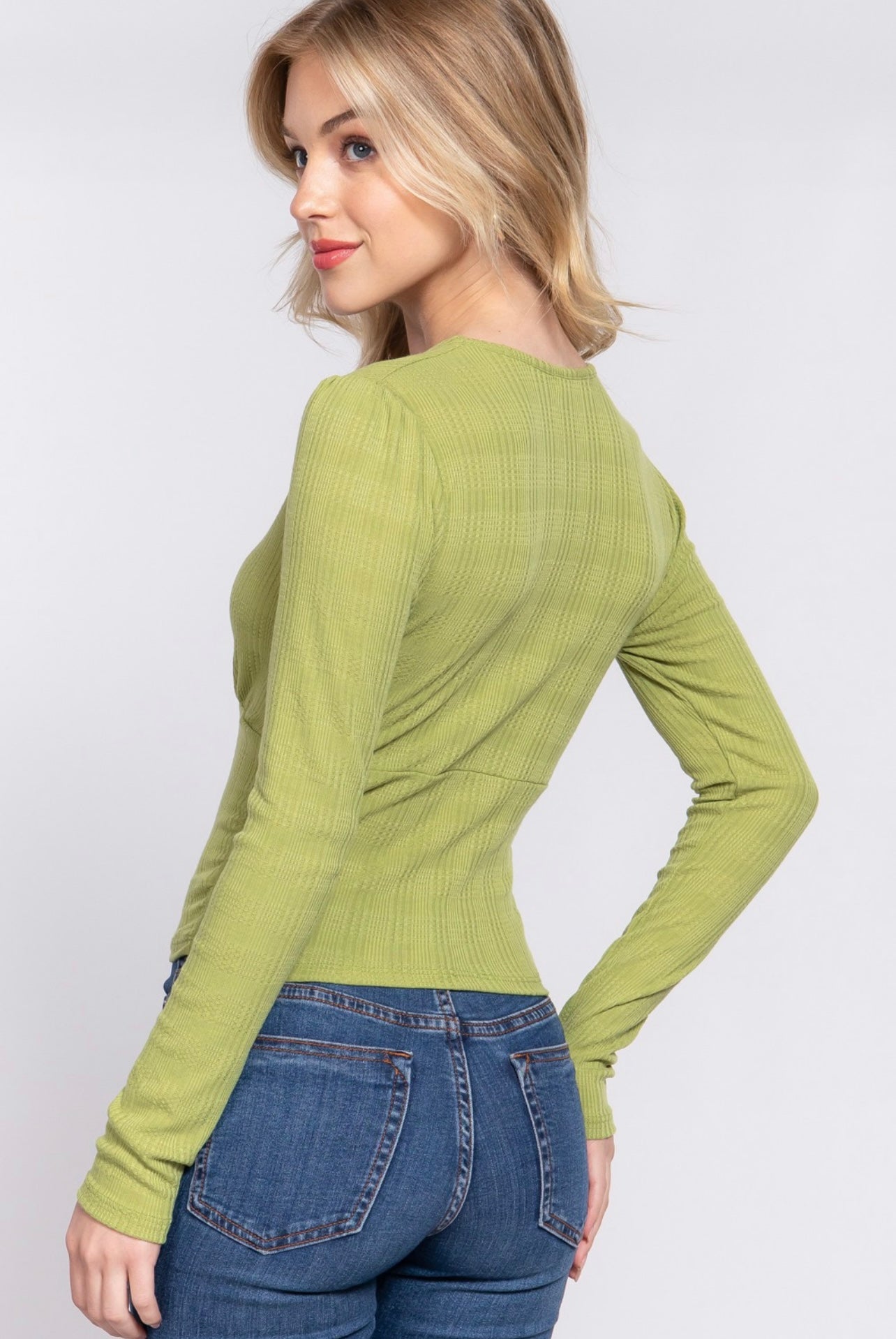 Sarah v-cut long sleeve
