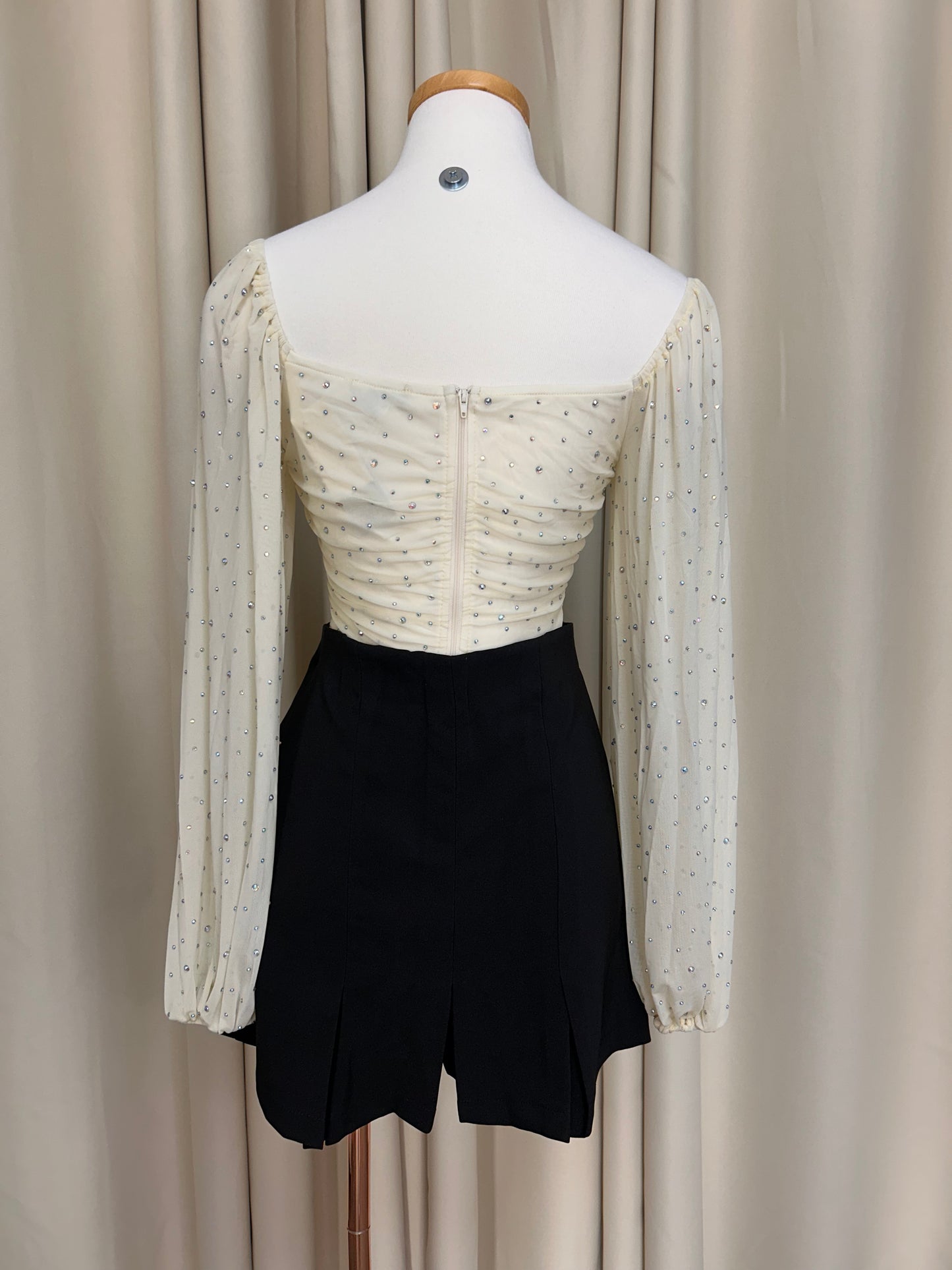 Sweetheart Rhinestone Cropped Top (Cream)