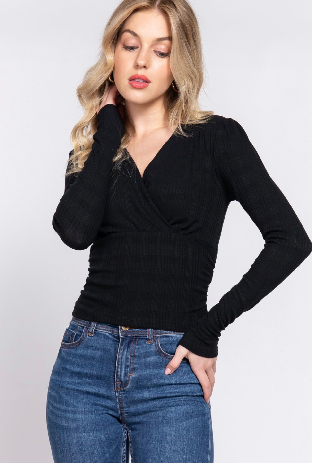 Sarah v-cut long sleeve