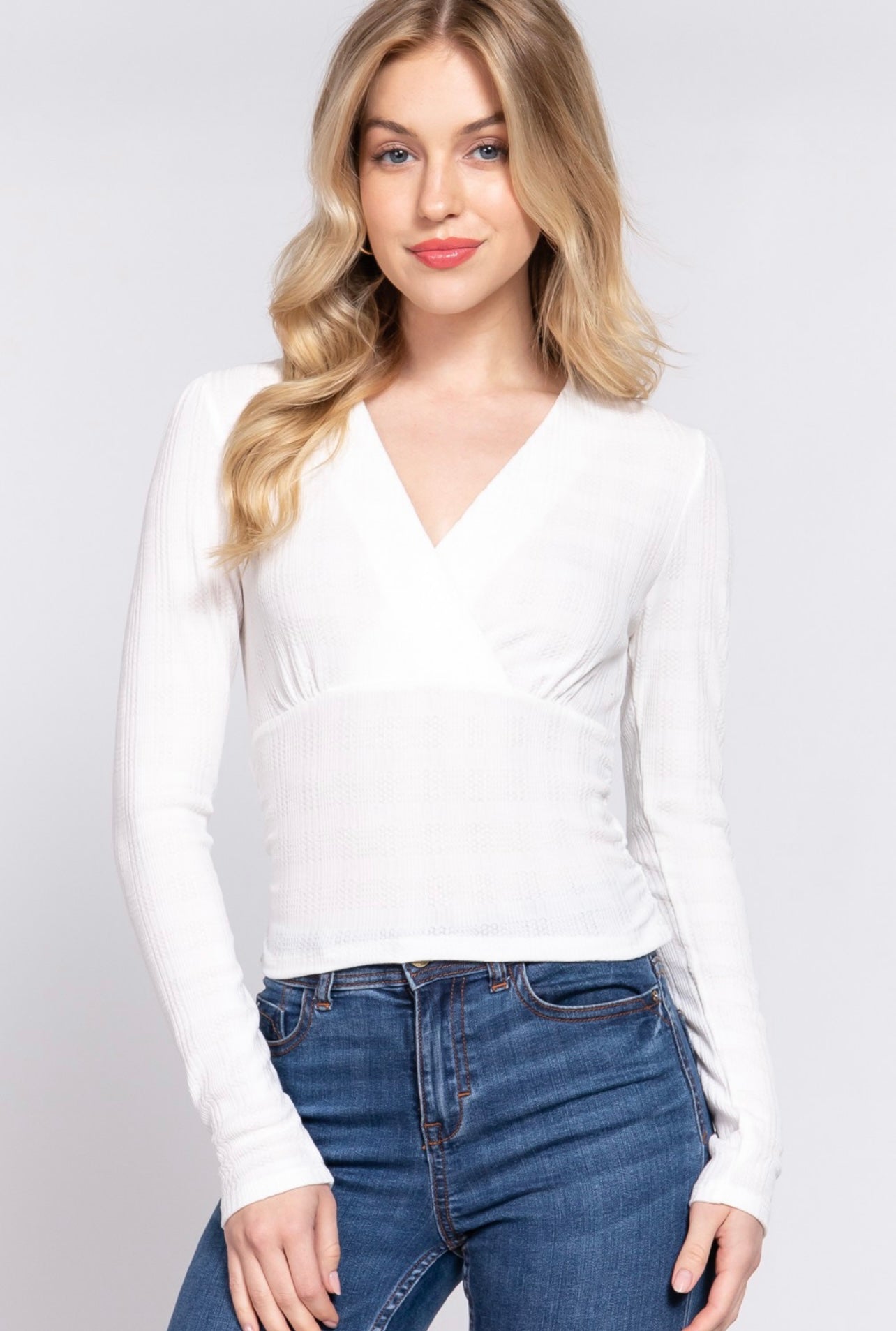 Sarah v-cut long sleeve