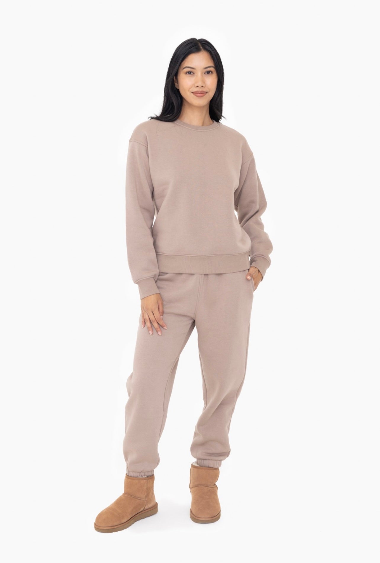 Cozy Classic Fit Fleece Sweatshirt (Toast)