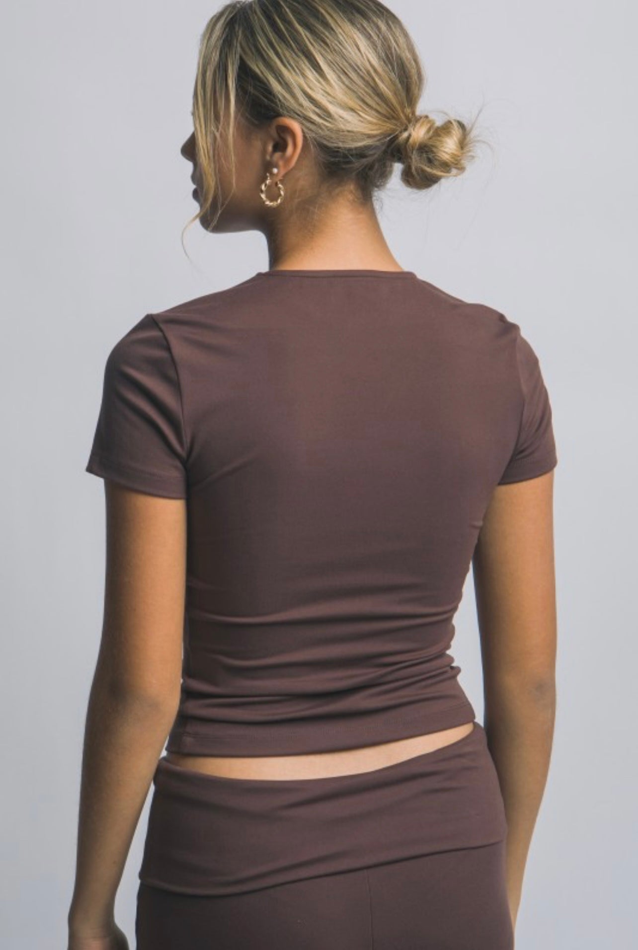 Cloud Sculpt Tee (Chocolate Brown)